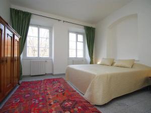 Pronájem bytu 3+1, Praha - Malá Strana, Hroznová, 73 m2