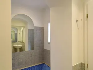 Pronájem bytu 3+1, Praha - Malá Strana, Hroznová, 73 m2