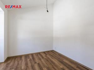 Prodej atypického bytu, Svoboda nad Úpou, Nádražní, 44 m2