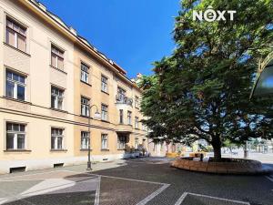 Pronájem kanceláře, Pardubice, náměstí Republiky, 11 m2