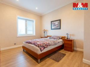 Prodej rodinného domu, Louny, Březinova, 429 m2