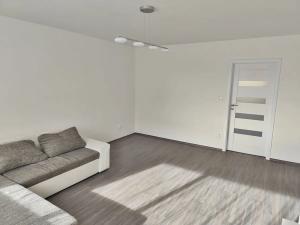 Pronájem bytu 3+1, Jablonec nad Nisou, Mládí, 72 m2