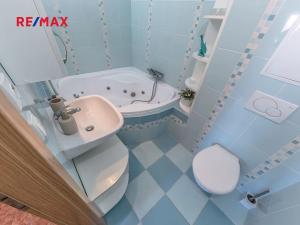 Prodej bytu 4+kk, Praha - Čakovice, Ke stadionu, 82 m2