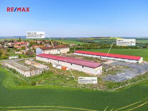 Prodej výrobních prostor, Dolní Chvatliny, 3690 m2