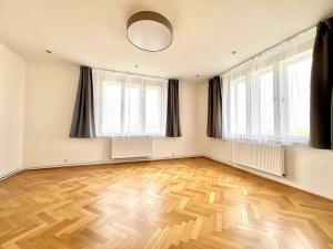 Pronájem bytu 3+1, Praha - Vinohrady, Vinohradská, 85 m2