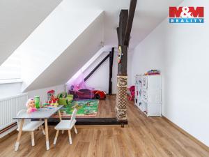 Prodej činžovního domu, Studená, nám. Sv. J. Nepomuckého, 229 m2