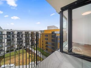 Pronájem bytu 1+kk, Praha - Chodov, Líbalova, 27 m2