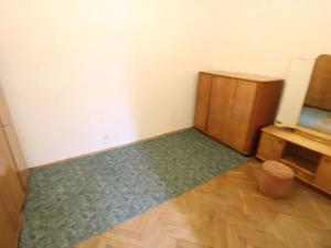 Pronájem bytu 2+1, Praha - Žižkov, Ambrožova, 64 m2