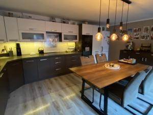 Prodej rodinného domu, Radkovice u Budče, 200 m2