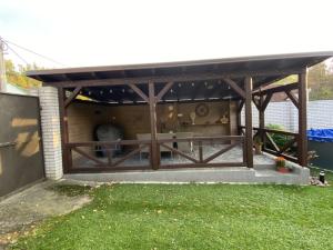 Prodej rodinného domu, Radkovice u Budče, 200 m2