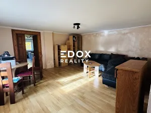 Prodej rodinného domu, Martiněves, 250 m2