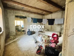 Prodej rodinného domu, Martiněves, 250 m2