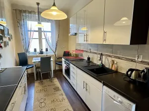 Prodej činžovního domu, Praha - Hloubětín, Poděbradská, 645 m2