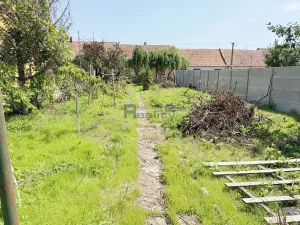 Prodej pozemku pro bydlení, Pouzdřany, Hlavní, 902 m2