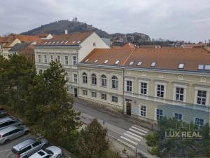 Prodej atypického bytu, Mikulov, Komenského, 164 m2