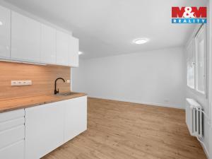 Prodej bytu 3+1, Kladno - Kročehlavy, Litevská, 57 m2