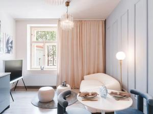 Pronájem bytu 2+kk, Praha - Vršovice, Košická, 35 m2