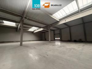 Pronájem skladu, Velké Meziříčí, Karlov, 1768 m2