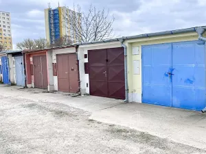 Prodej garáže, Veselí nad Moravou, 19 m2