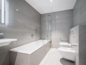 Pronájem bytu 2+kk, Praha - Smíchov, Holečkova, 77 m2