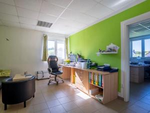 Prodej výrobních prostor, Želeč, 1332 m2