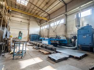 Prodej výrobních prostor, Želeč, 1332 m2