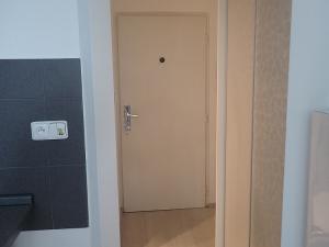 Pronájem bytu 1+kk, Liberec - Liberec XIV-Ruprechtice, Rychtářská, 18 m2