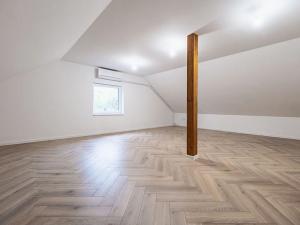 Prodej rodinného domu, Heřmanice, 190 m2