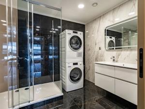 Pronájem bytu 4+kk, Praha - Karlín, Rohanské nábřeží, 136 m2