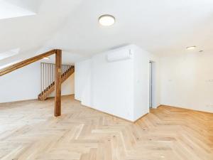 Prodej bytu 4+kk, Praha - Vršovice, Žitomírská, 120 m2