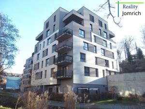 Pronájem bytu 2+kk, Liberec, Vítězná, 60 m2