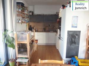 Pronájem bytu 2+kk, Liberec, Vítězná, 60 m2