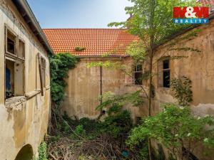 Prodej komerčního pozemku, Zvoleněves, 18484 m2