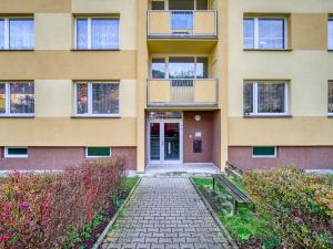 Pronájem bytu 1+1, Děčín - Děčín IX-Bynov, Gagarinova, 34 m2