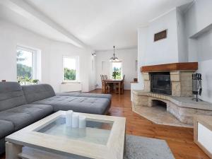 Prodej rodinného domu, Mnichovice, Myšlínská, 321 m2