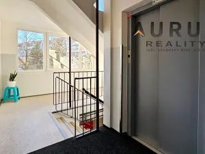 Prodej bytu 2+kk, Praha - Újezd nad Lesy, Žíšovská, 45 m2