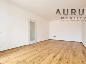 Pronájem bytu 2+kk, Praha - Nusle, Bělehradská, 60 m2