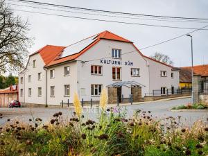 Prodej rodinného domu, Stará Huť, Pod Šimoňákem, 165 m2