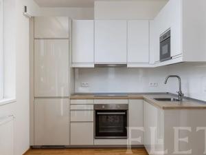 Pronájem bytu 1+kk, Praha - Jinonice, Pod stolovou horou, 42 m2