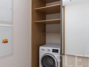 Pronájem bytu 1+kk, Praha - Jinonice, Pod stolovou horou, 42 m2