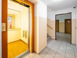 Prodej bytu 3+1, České Budějovice, Dubenská, 77 m2