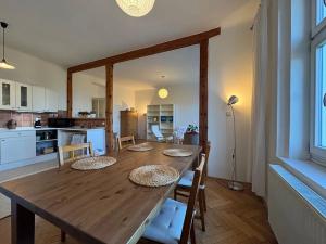 Pronájem bytu 3+kk, Praha - Smíchov, Na Skalce, 78 m2