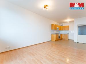 Prodej bytu 2+kk, Praha - Kyje, Pelušková, 52 m2