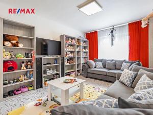 Prodej činžovního domu, České Velenice, Komenského, 247 m2