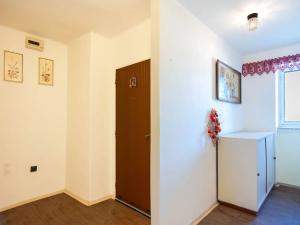 Prodej bytu 3+1, Žacléř, Na Pilíři, 72 m2