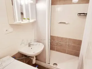 Pronájem bytu 2+kk, Praha - Černý Most, Vašátkova, 42 m2