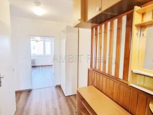 Pronájem bytu 2+kk, Praha - Černý Most, Vašátkova, 42 m2
