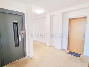 Pronájem bytu 2+kk, Praha - Černý Most, Vašátkova, 42 m2