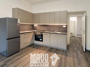 Prodej bytu 3+kk, Praha - Karlín, U invalidovny, 71 m2