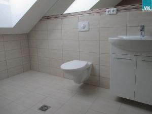 Pronájem bytu 2+kk, Litomyšl, Komenského nám., 73 m2